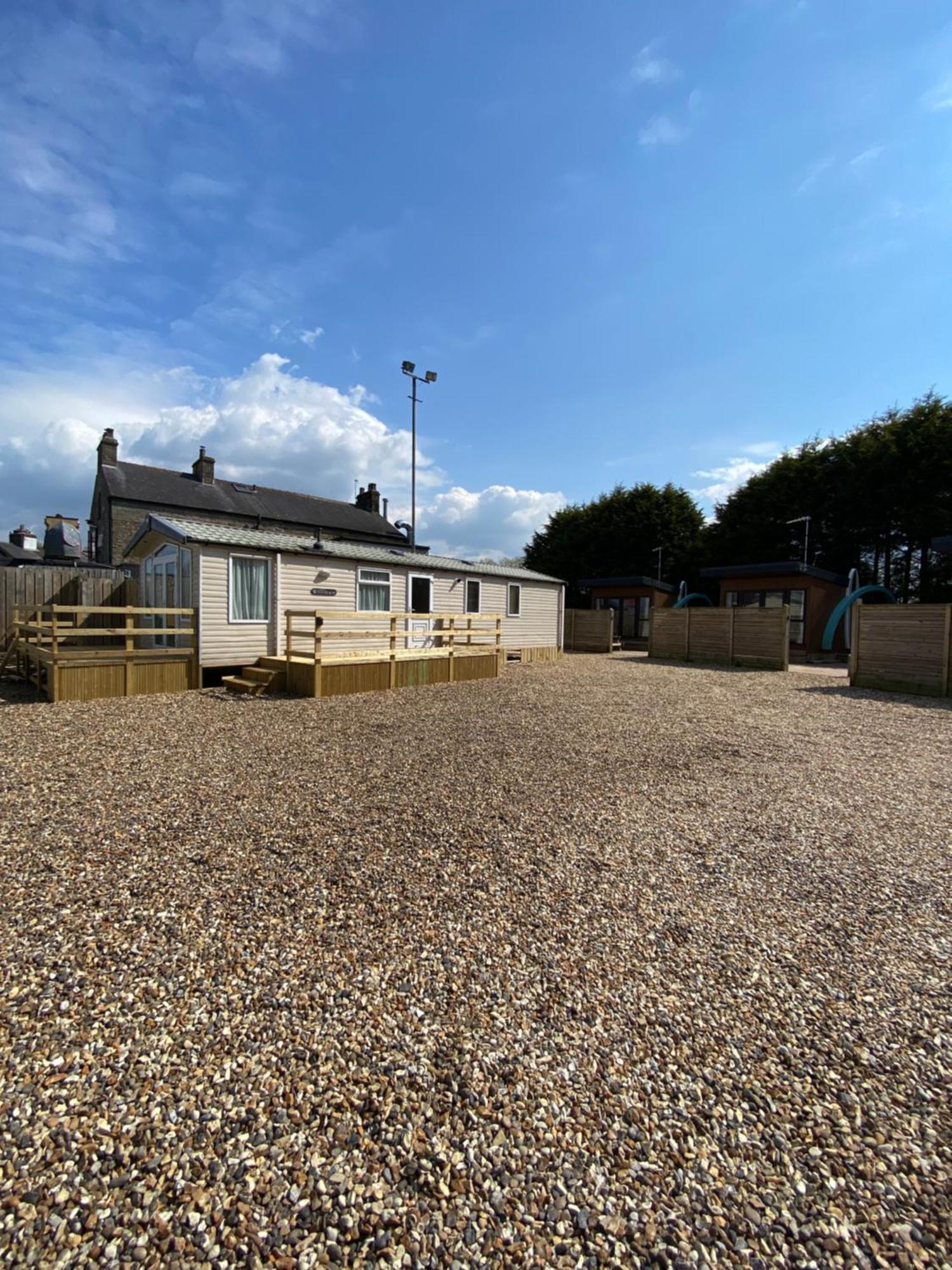 Elletson Park Wood Fired Hot Tubs, Caravans & Pods Pilling Exterior foto